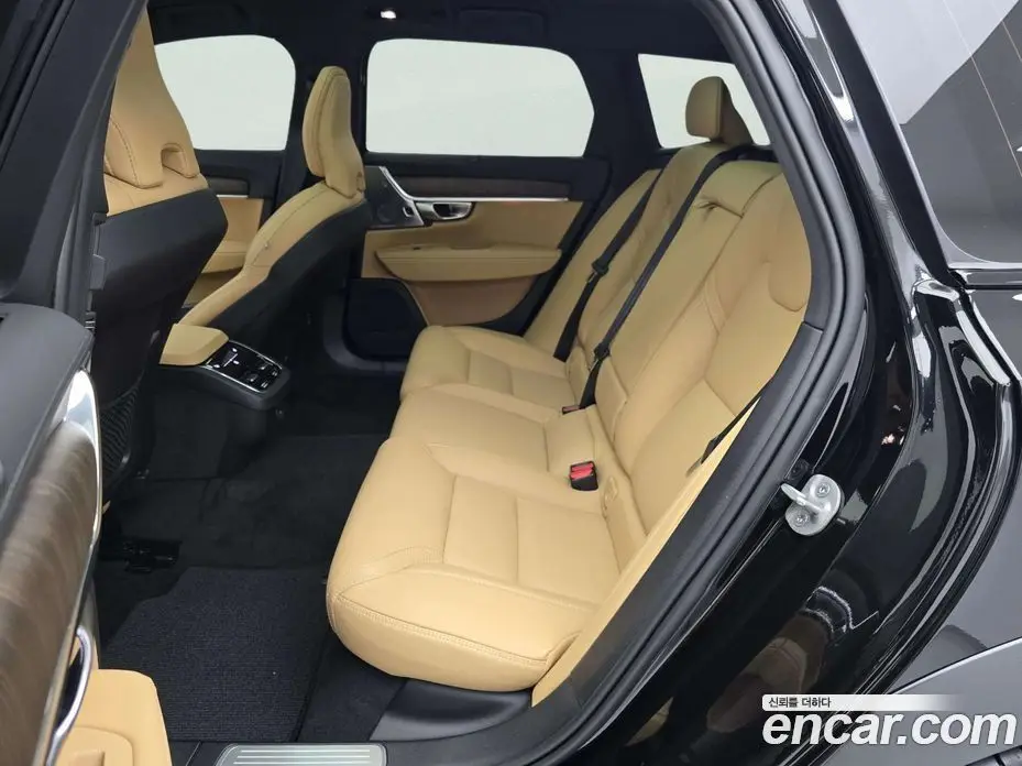 Volvo V90 2024 2.0 АКПП, фото 13