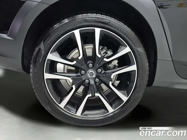 Volvo V90 2024 2.0 АКПП, миниатюра 6