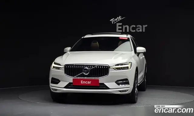 Volvo XC60 2018 2.0 АКПП, миниатюра 2