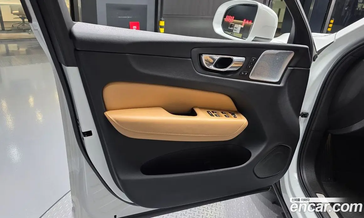 Volvo XC60 2018 2.0 АКПП, фото 13