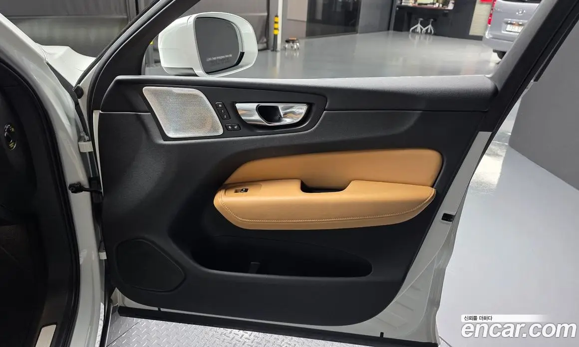 Volvo XC60 2018 2.0 АКПП, фото 14