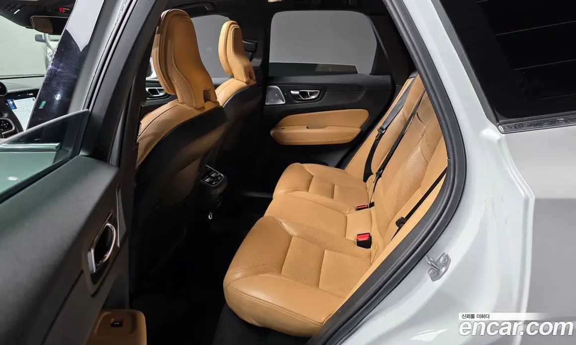 Volvo XC60 2018 2.0 АКПП, фото 15