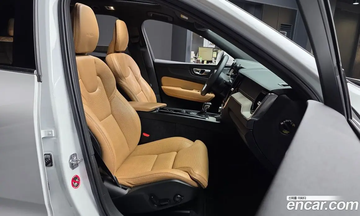 Volvo XC60 2018 2.0 АКПП, фото 16
