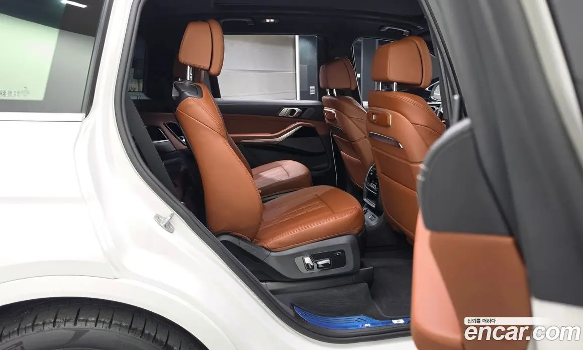 BMW X7 2024 3.0 АКПП, фото 17