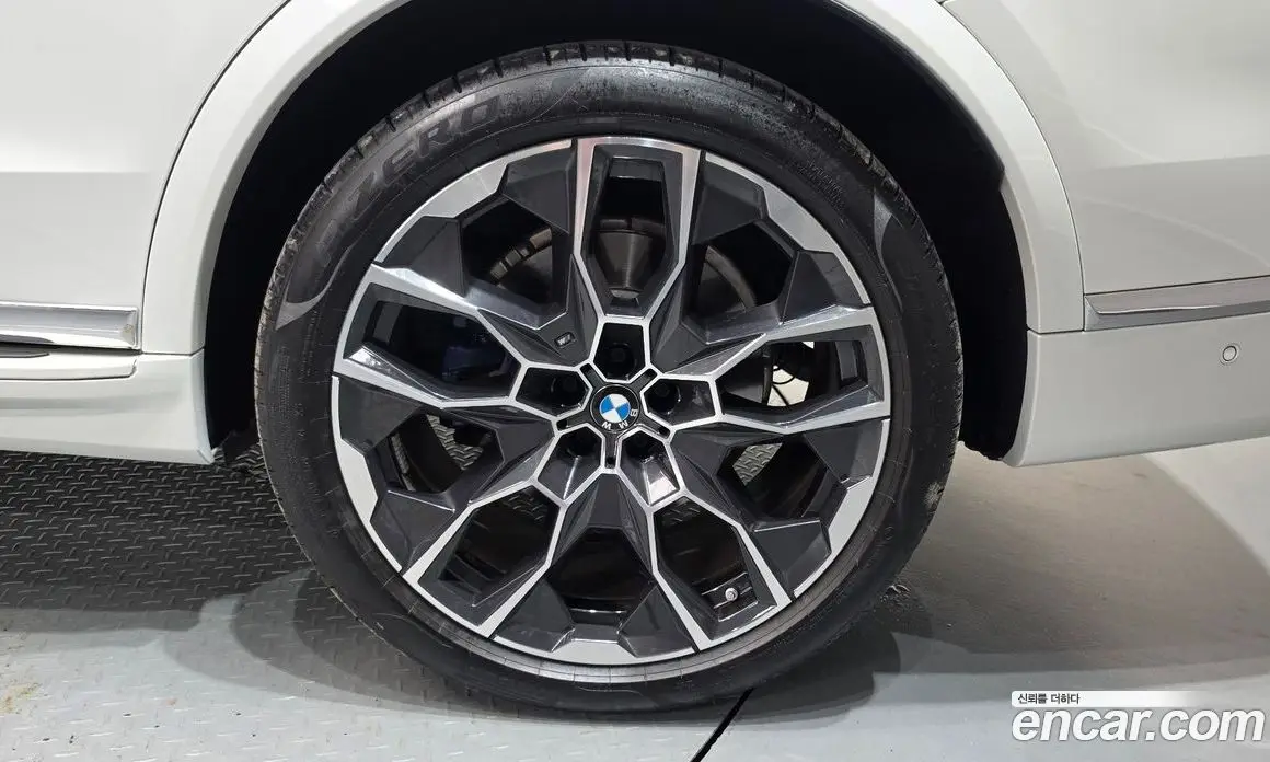 BMW X7 2024 3.0 АКПП, фото 6