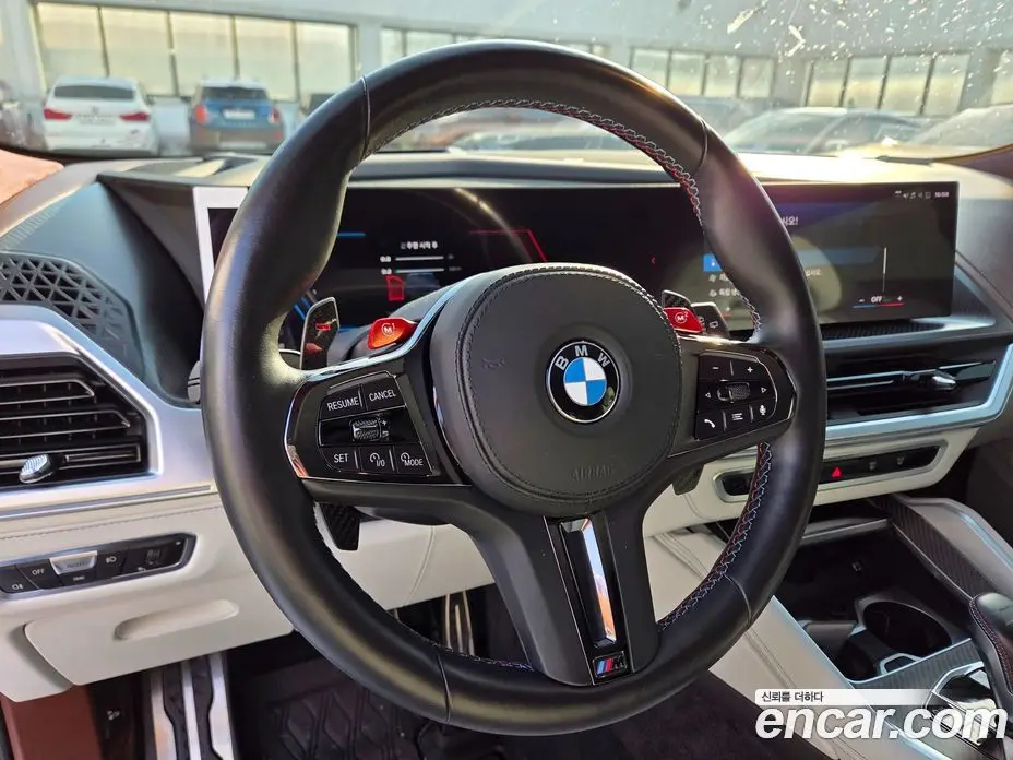BMW XM 2023 4.4 АКПП, фото 6