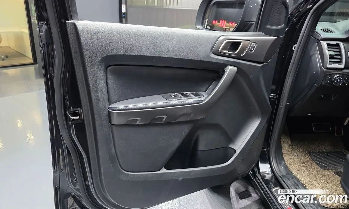 Ford Ranger 2022 2.0 АКПП, фото 13