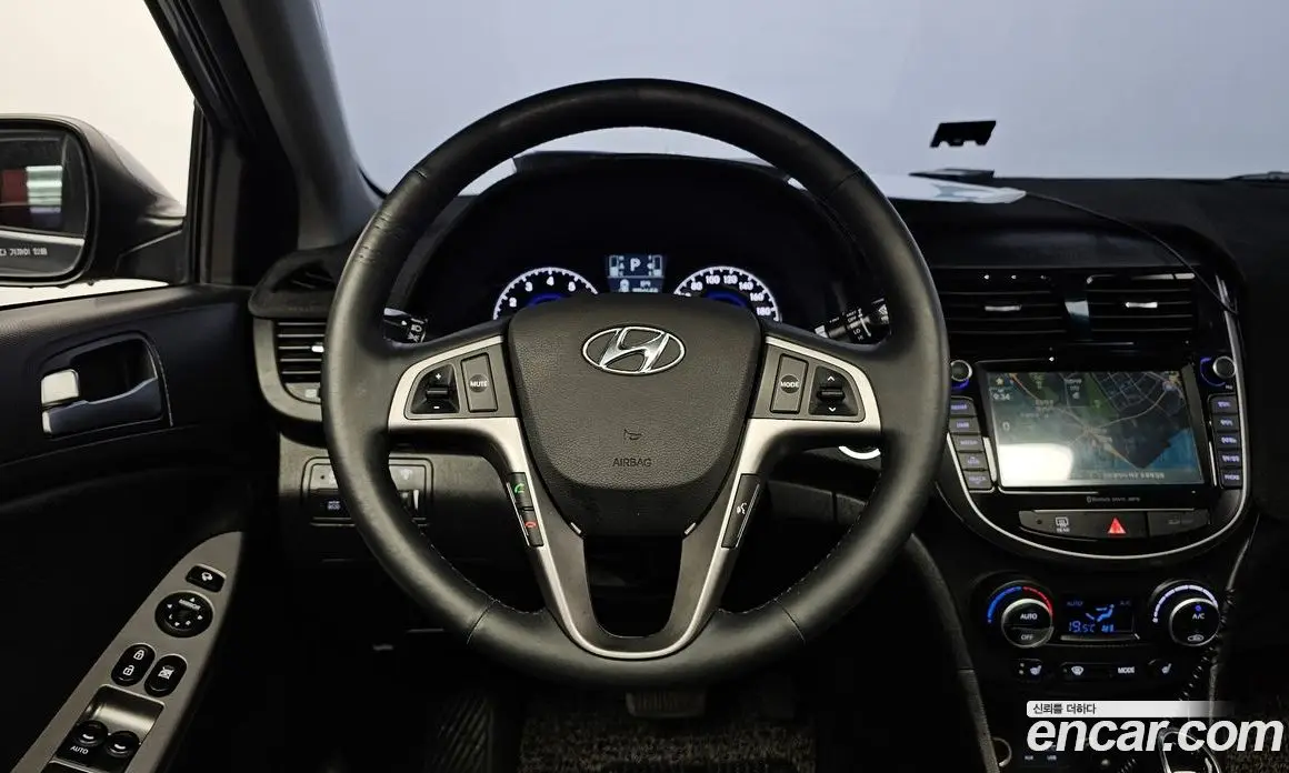 Hyundai Accent 2015 1.6 АКПП, фото 17