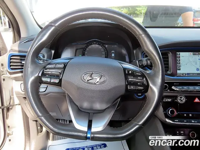 Hyundai Ioniq 2016 1.6 АКПП, миниатюра 8 Hyundai Ioniq 2016 1.6 АКПП, миниатюра 8