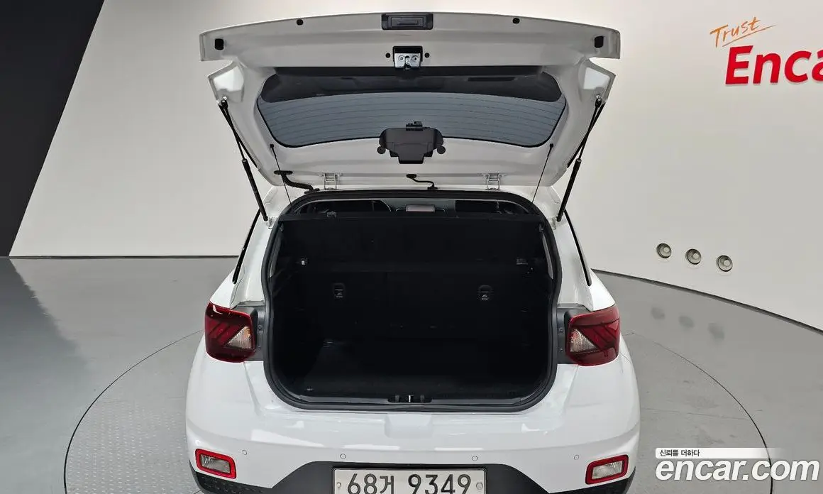Hyundai Venue 2019 1.6 АКПП, фото 20