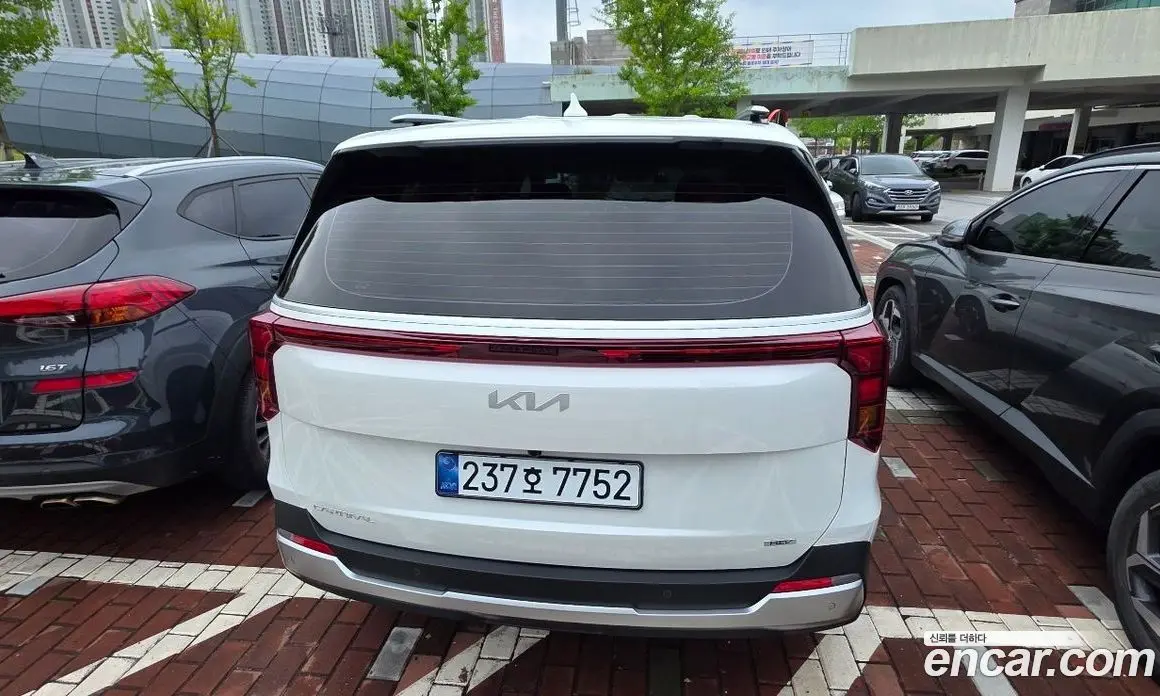 Kia Carnival 2026 1.6 АКПП, фото 4