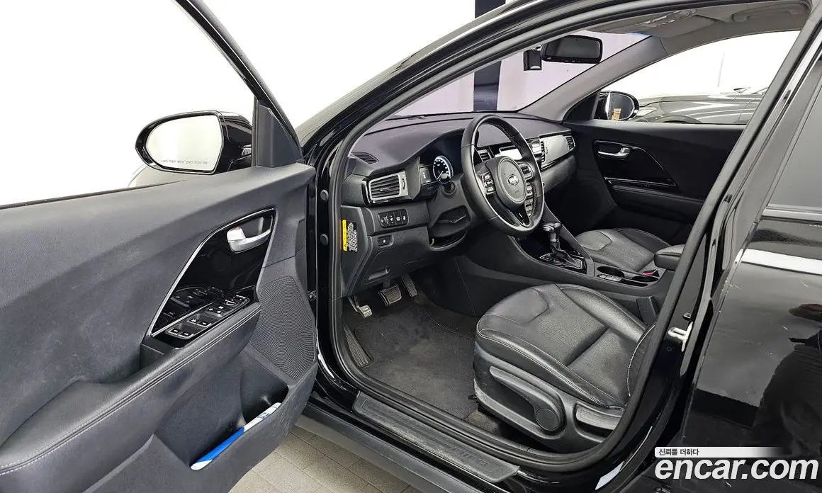 Kia Niro 2017 1.6 АКПП, фото 10 Kia Niro 2017 1.6 АКПП, фото 10