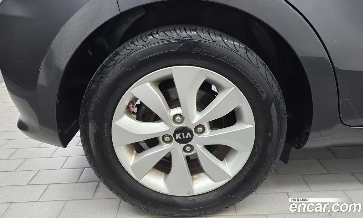Kia Pride 2015 1.4 МКПП, фото 5 Kia Pride 2015 1.4 МКПП, фото 5