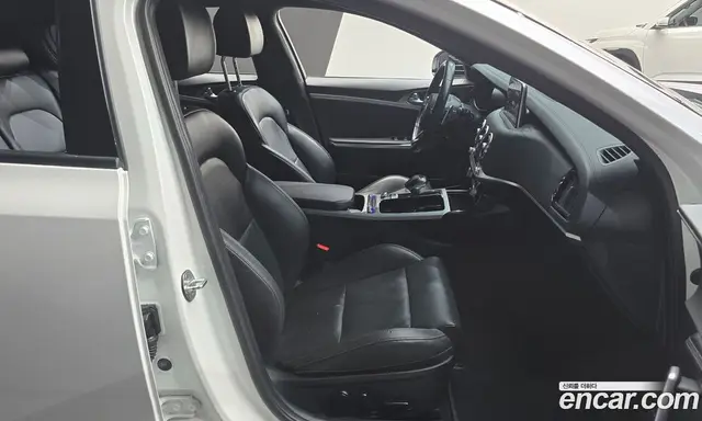 Kia Stinger 2019 2.0 АКПП, миниатюра 11 Kia Stinger 2019 2.0 АКПП, миниатюра 11