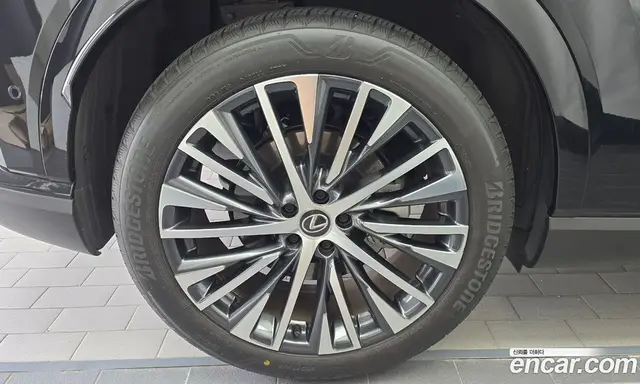 Lexus RX 2024 2.5 АКПП, миниатюра 5 Lexus RX 2024 2.5 АКПП, миниатюра 5