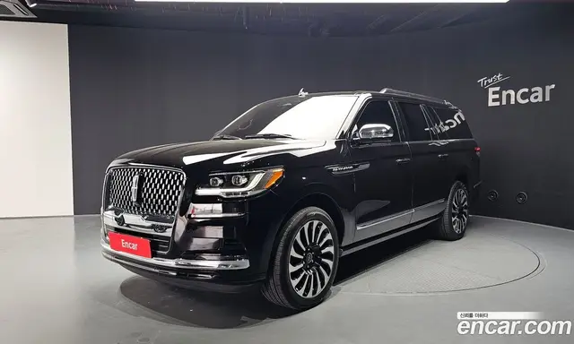 Lincoln Navigator, 2022, 66 752 км