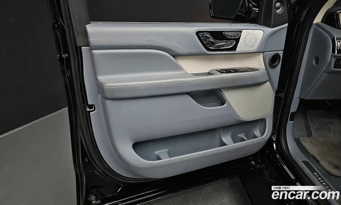 Lincoln Navigator 2022 3.5 АКПП, фото 14