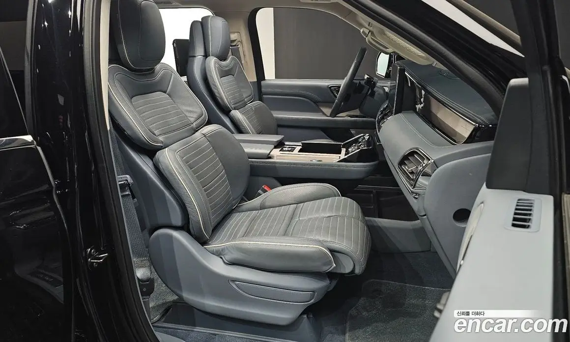 Lincoln Navigator 2022 3.5 АКПП, фото 16