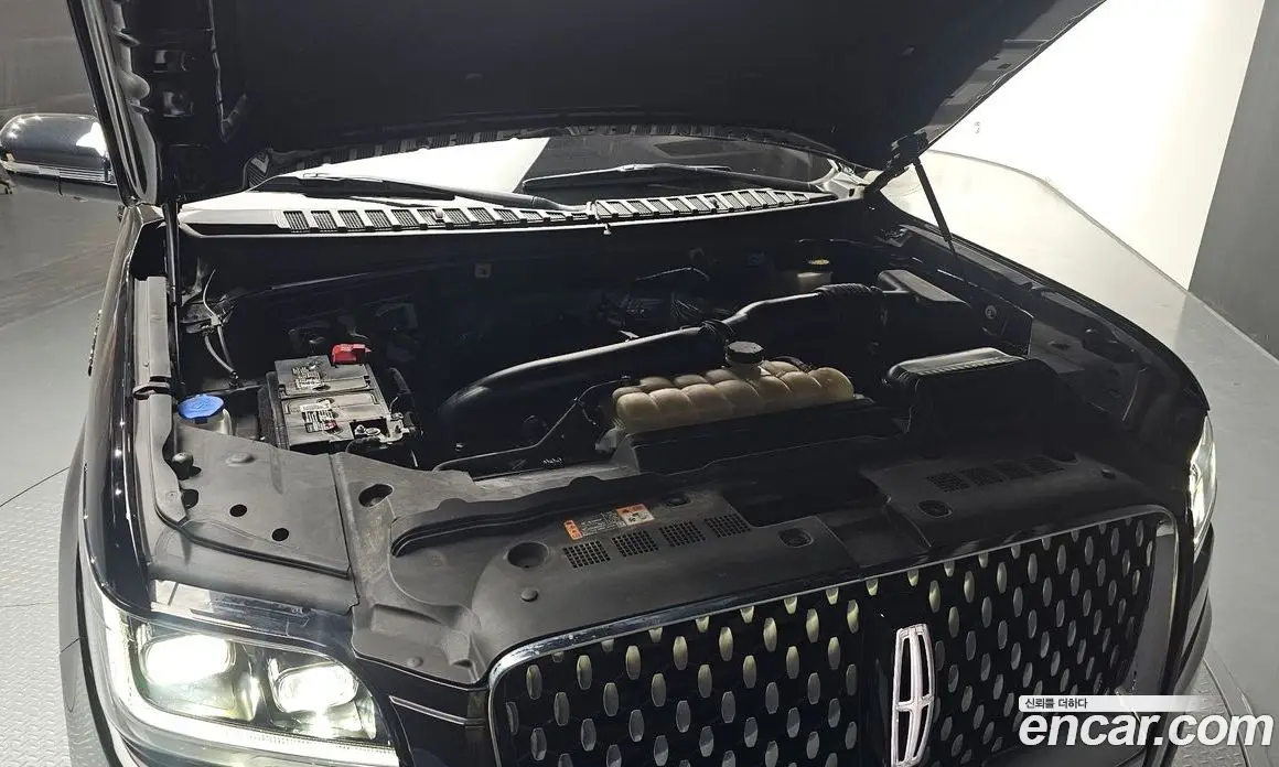 Lincoln Navigator 2022 3.5 АКПП, фото 6