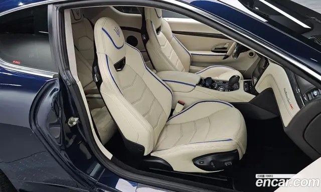 Maserati GranTurismo 2018 4.7 АКПП, миниатюра 10