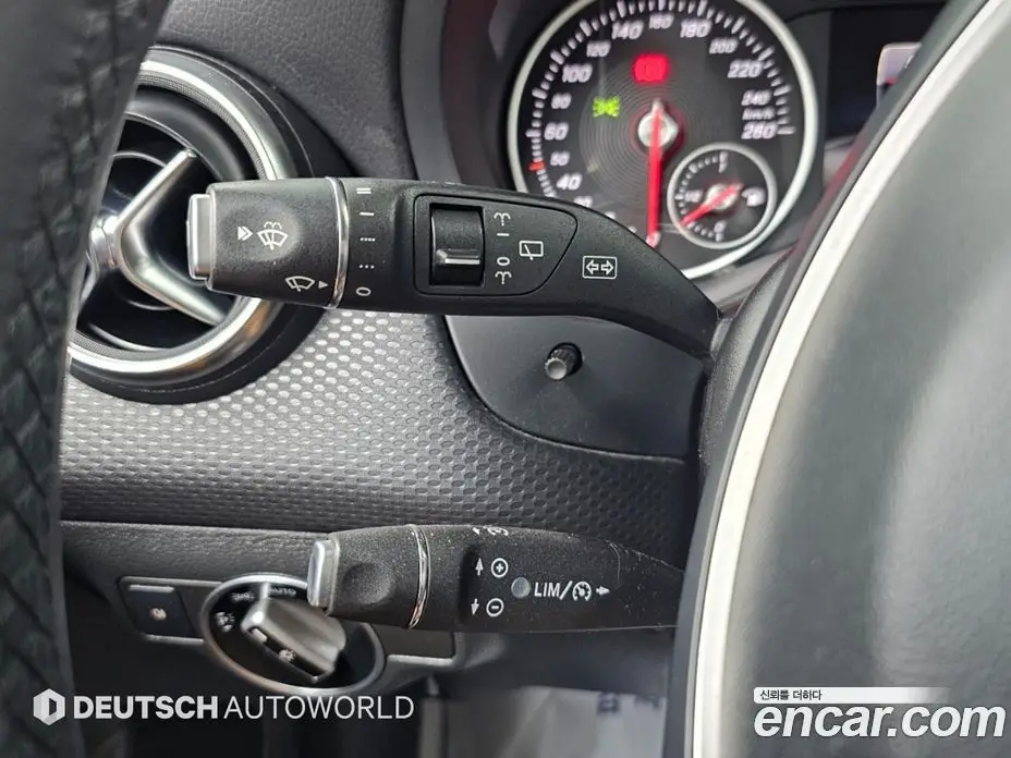 Mercedes-Benz A-Class 2018 1.6 АКПП, фото 17