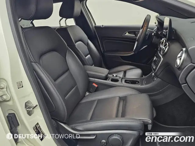 Mercedes-Benz A-Class 2018 1.6 АКПП, миниатюра 10