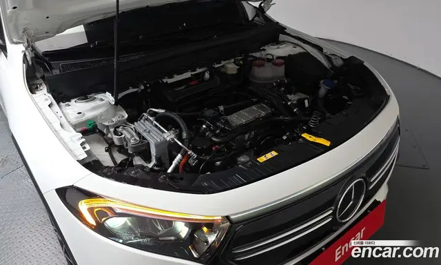 Mercedes-Benz EQB 2023 0.2 АКПП, миниатюра 5