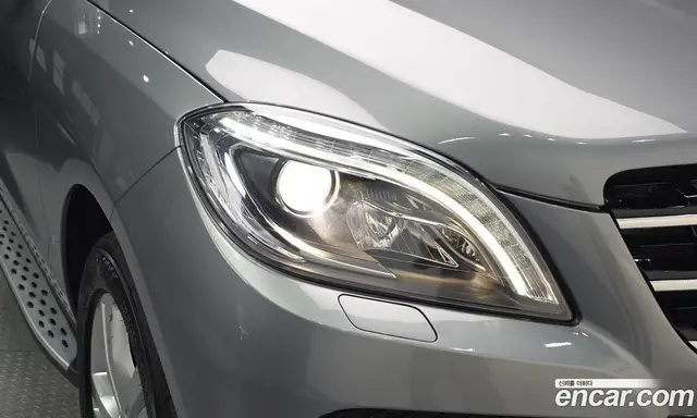 Mercedes-Benz M-Class 2015 3.0 АКПП, миниатюра 7 Mercedes-Benz M-Class 2015 3.0 АКПП, миниатюра 7
