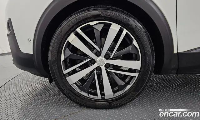 Peugeot 5008 2018 2.0 АКПП, миниатюра 5 Peugeot 5008 2018 2.0 АКПП, миниатюра 5