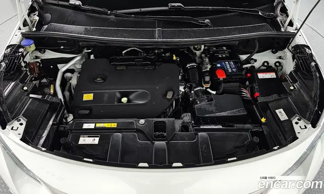 Peugeot 5008 2018 2.0 АКПП, миниатюра 6 Peugeot 5008 2018 2.0 АКПП, миниатюра 6