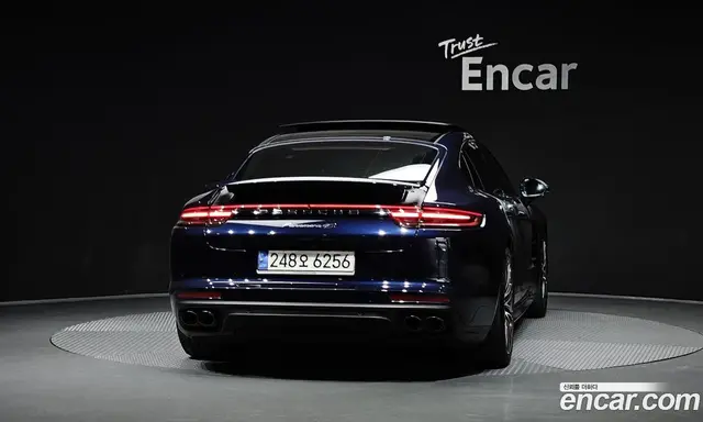 Porsche Panamera 2018 3.0 АКПП, миниатюра 3