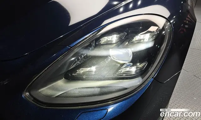 Porsche Panamera 2018 3.0 АКПП, миниатюра 7