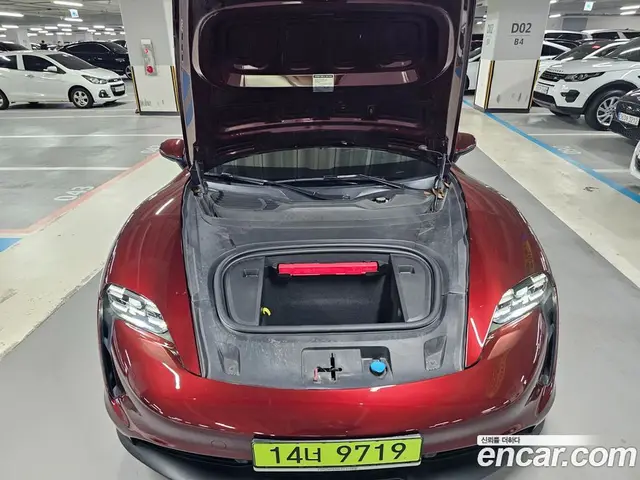 Porsche Taycan 2022 0.1 АКПП, миниатюра 6