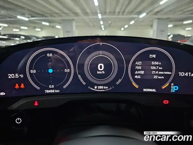 Porsche Taycan 2022 0.1 АКПП, миниатюра 8