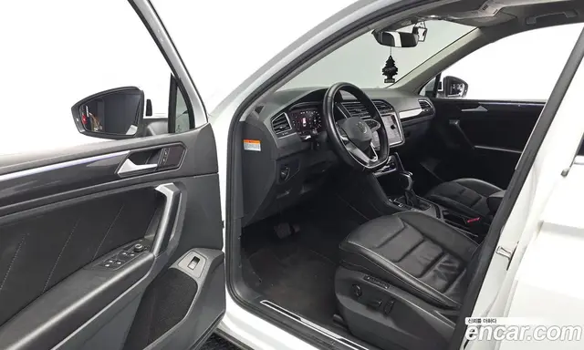 Volkswagen Tiguan 2022 2.0 АКПП, миниатюра 12