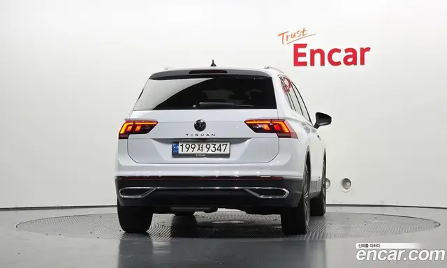 Volkswagen Tiguan 2022 2.0 АКПП, миниатюра 3