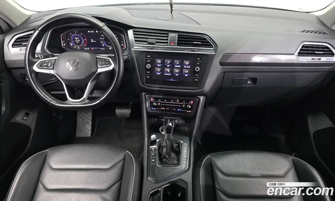 Volkswagen Tiguan 2022 2.0 АКПП, фото 9