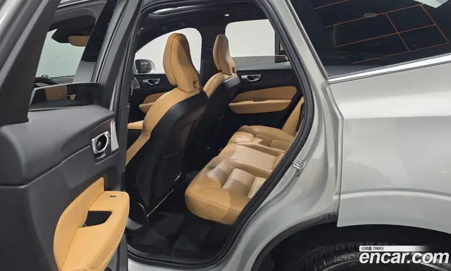 Volvo XC60 2024 2.0 АКПП, миниатюра 11 Volvo XC60 2024 2.0 АКПП, миниатюра 11