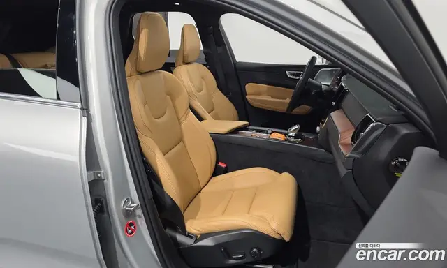 Volvo XC60 2024 2.0 АКПП, миниатюра 12