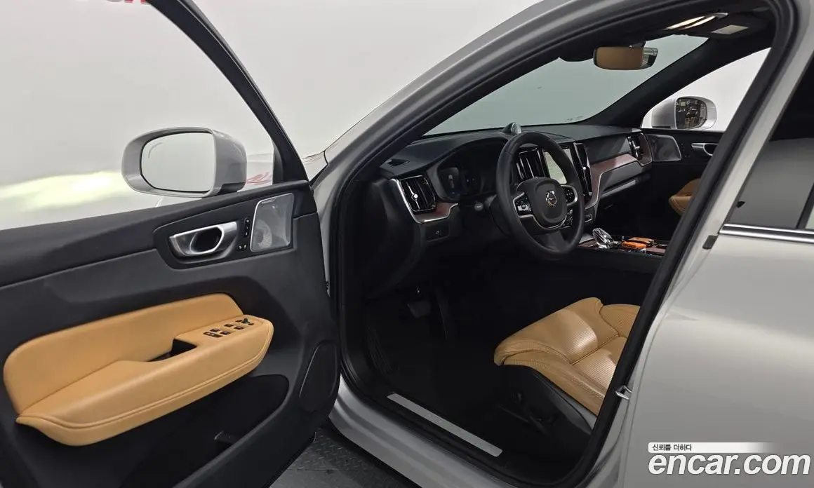 Volvo XC60 2024 2.0 АКПП, фото 10 Volvo XC60 2024 2.0 АКПП, фото 10