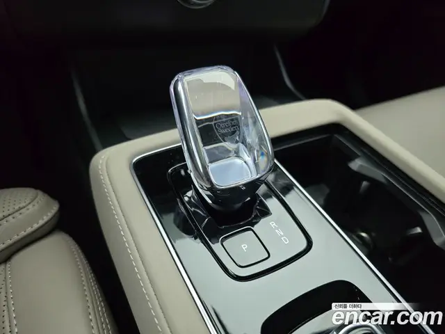 Volvo XC90 2025 2.0 АКПП, миниатюра 9 Volvo XC90 2025 2.0 АКПП, миниатюра 9