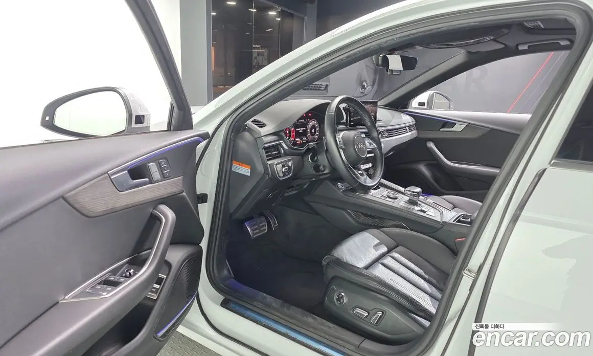 Audi A4 2019 2.0 АКПП, фото 13
