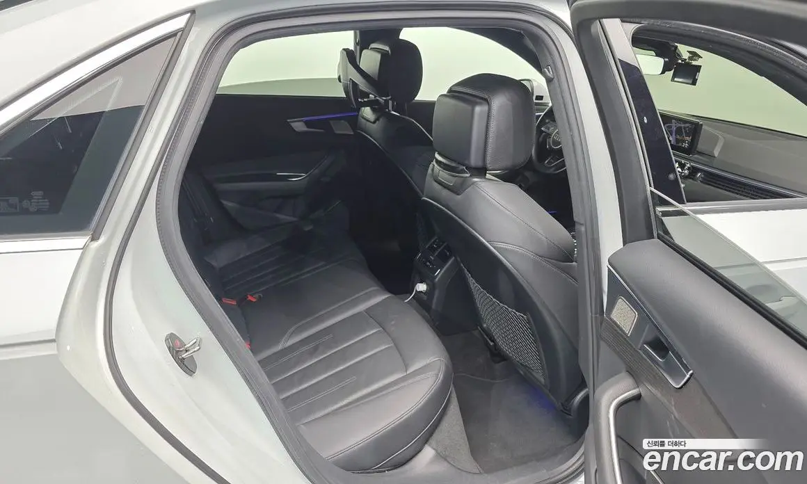 Audi A4 2019 2.0 АКПП, фото 18