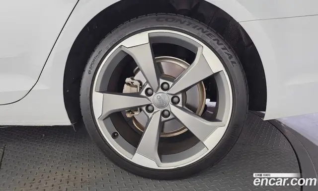 Audi A4 2019 2.0 АКПП, миниатюра 7