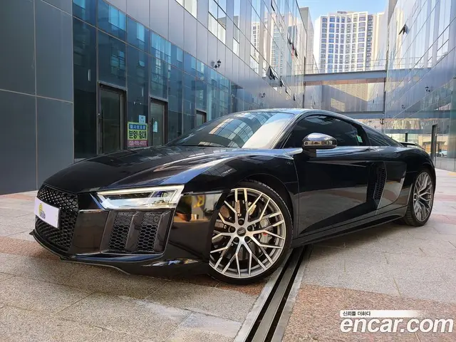 Audi R8 2017 5.2 АКПП, миниатюра 2