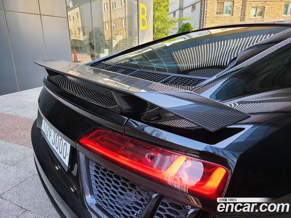 Audi R8 2017 5.2 АКПП, фото 16