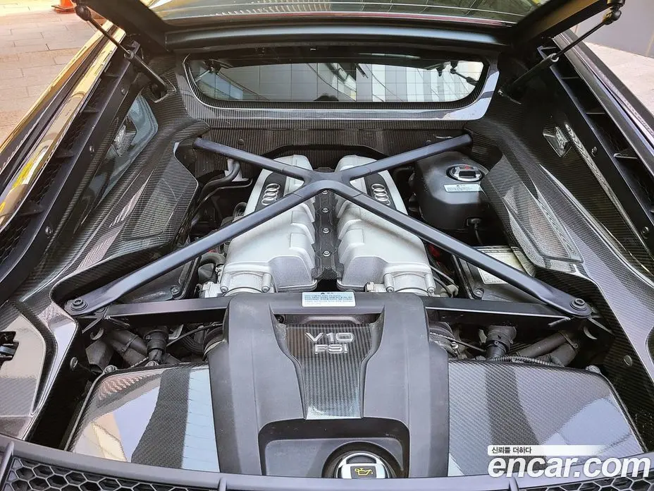 Audi R8 2017 5.2 АКПП, фото 18