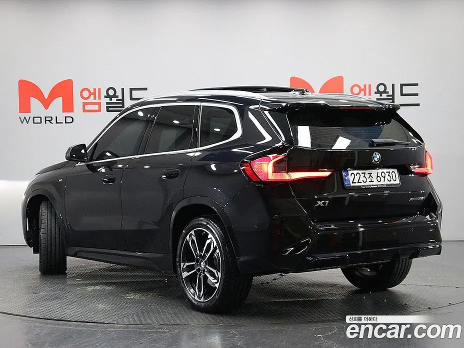 BMW X1 2023 2.0 АКПП, фото 4