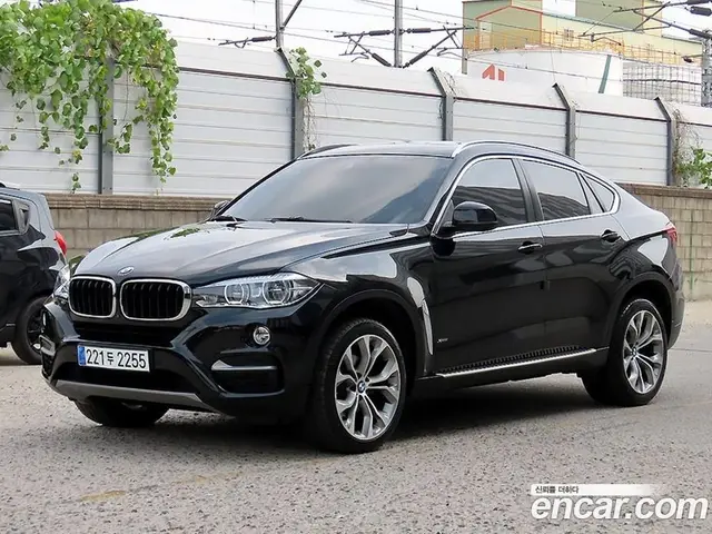 BMW X6, 2017, 111 900 км