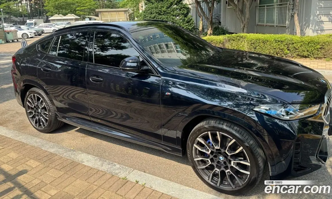 BMW X6 2023 3.0 АКПП, фото 3